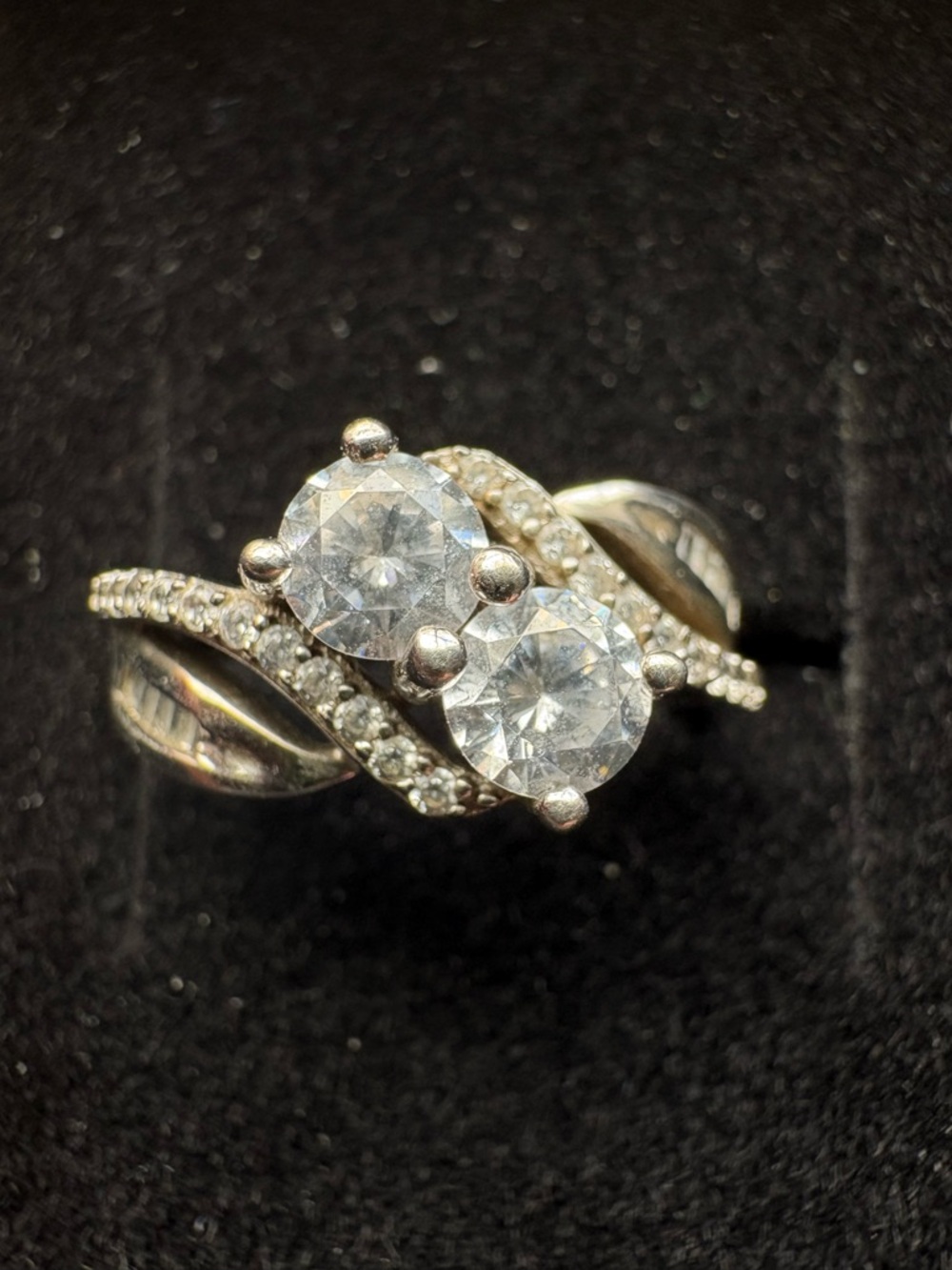 Size 7 cubic zirconia ring